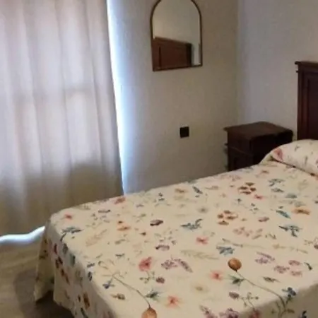 2 Bedrooms With Wifi At Apartment
